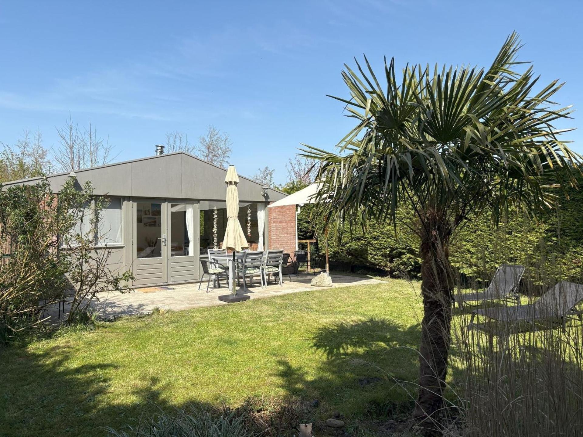Gemuetliches, Helles Ferienhaus Mit Privatem Garten In Gepflegtem Ferienpark Warmenhuizen エクステリア 写真